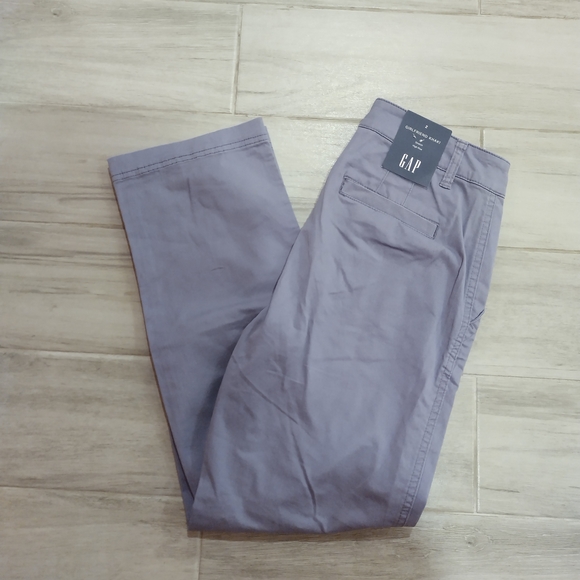 GAP Women's Girlfriend Khakis - Picture 1 of 4